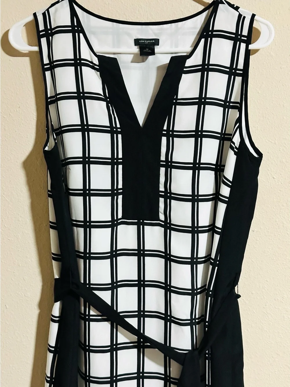 Ann Taylor Factory Black and White Sheath Dress
